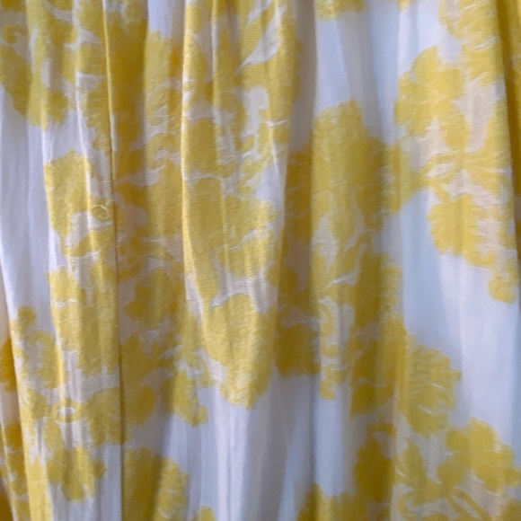 Floral linen embroidered maxi dress - Picture 6 of 11